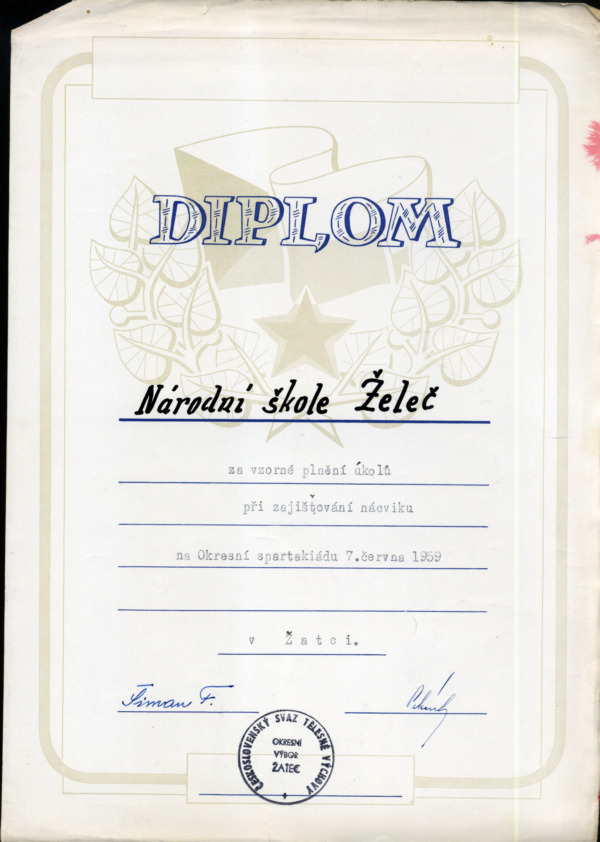 Žáci na hřišti – vybíjená / volejbal